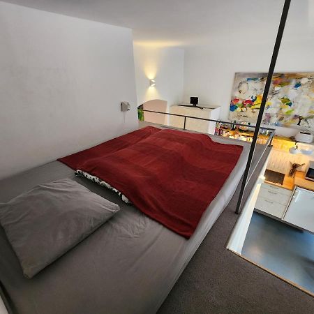 Stylish Holiday Art Apartment - Wifi & Great Location Boedapest Buitenkant foto