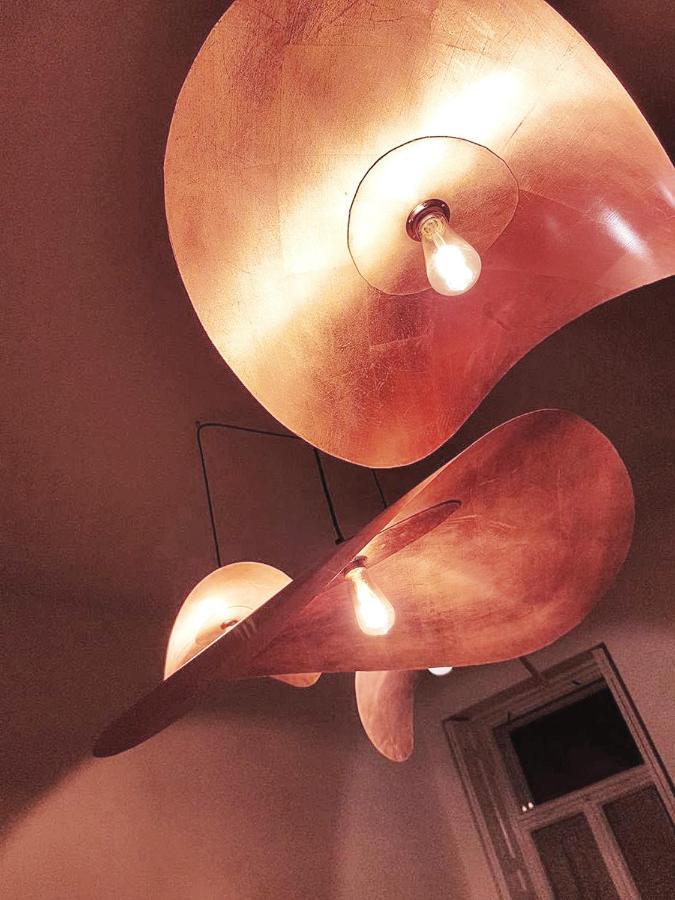 Stylish Holiday Art Apartment - Wifi & Great Location Boedapest Buitenkant foto