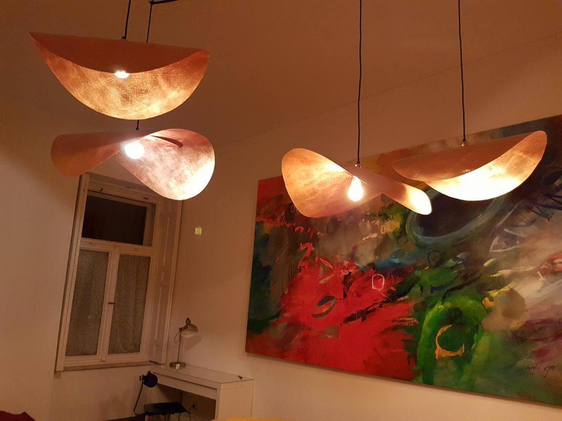Stylish Holiday Art Apartment - Wifi & Great Location Boedapest Buitenkant foto