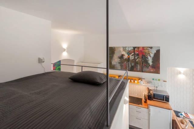 Stylish Holiday Art Apartment - Wifi & Great Location Boedapest Buitenkant foto