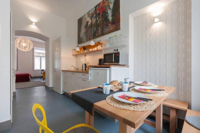 Stylish Holiday Art Apartment - Wifi & Great Location Boedapest Buitenkant foto
