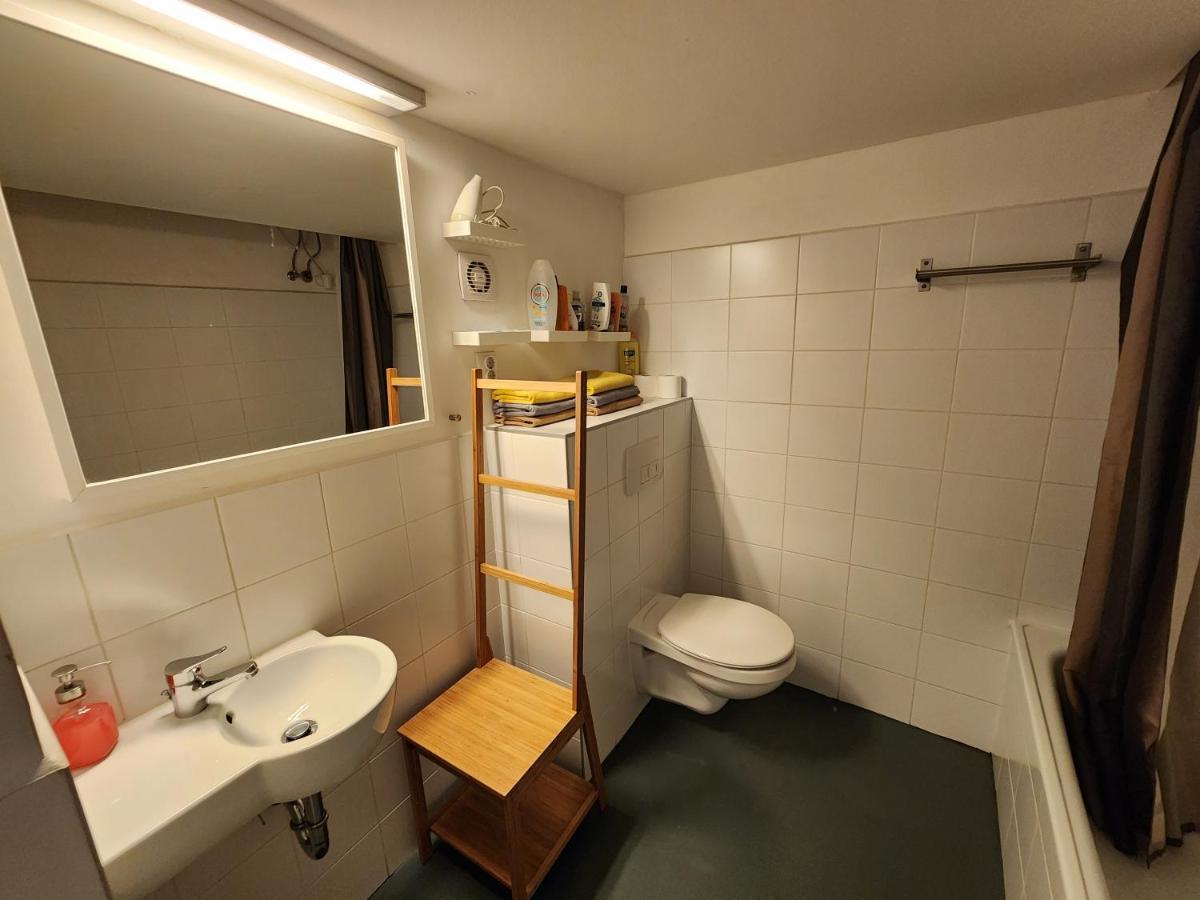 Stylish Holiday Art Apartment - Wifi & Great Location Boedapest Buitenkant foto